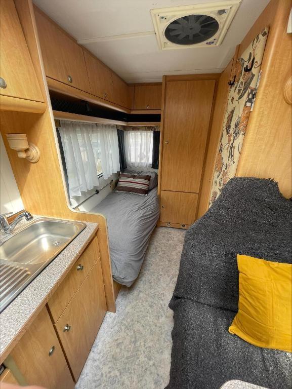 Hotel The Cosy Camper At Rockfield Park Galway Esterno foto